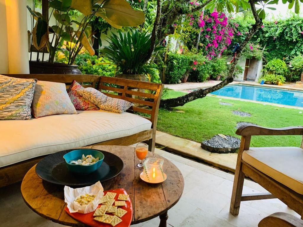 Villa Kunang Seminyak Exterior foto